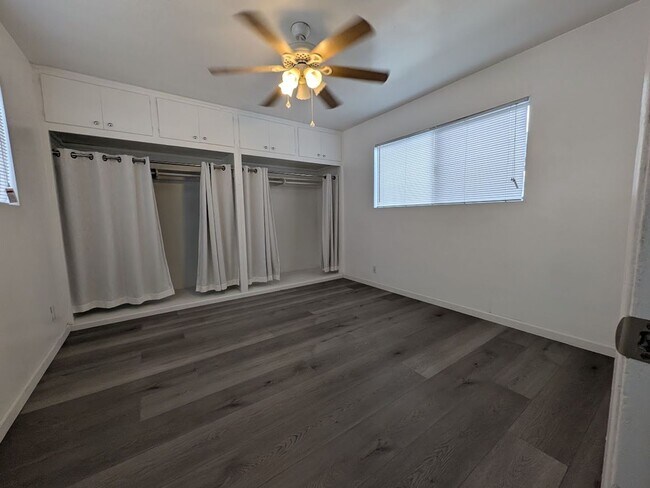 Building Photo - 1412 Leafdale Ave
