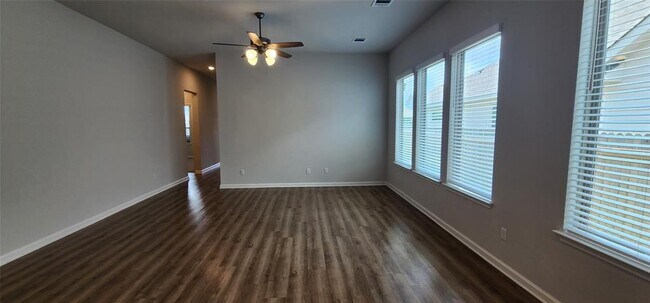 Building Photo - 628 Los Olives Ln
