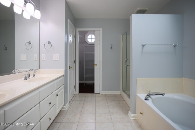 Building Photo - 4421 Sycamore Forest Pl