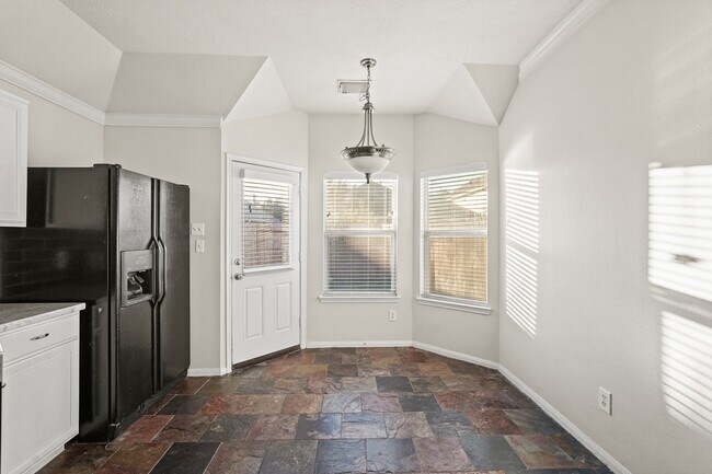 Building Photo - 5823 Creektrace Ln