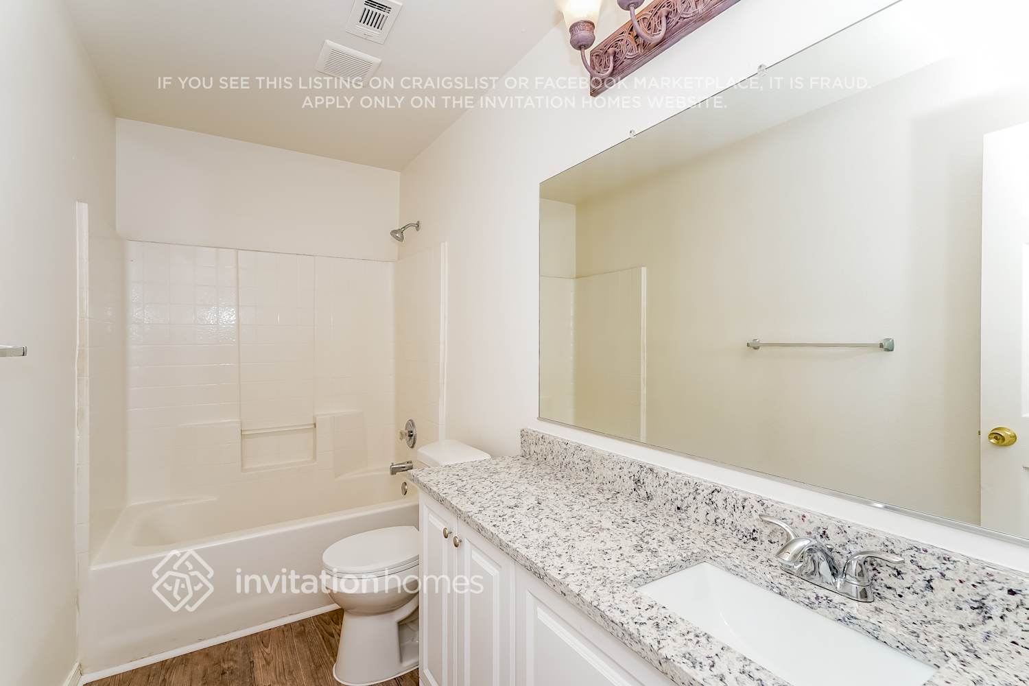 Building Photo - 3813 Dunlavy Rd