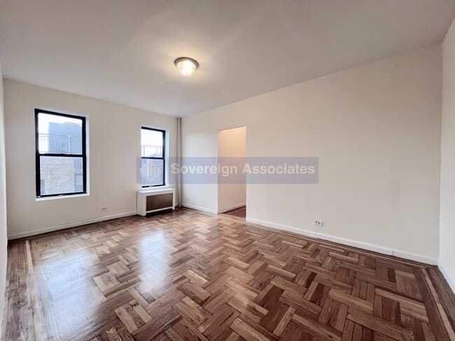 Building Photo - 20 Magaw Pl