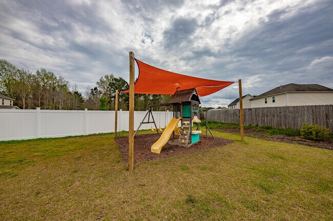 Building Photo - 3006 Weathersby Dr