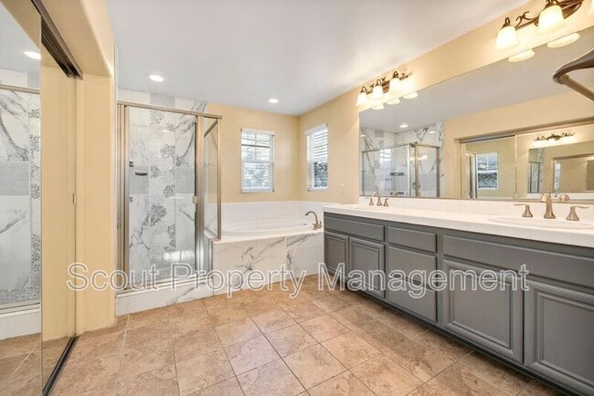 Building Photo - 27427 Lock Haven Ct