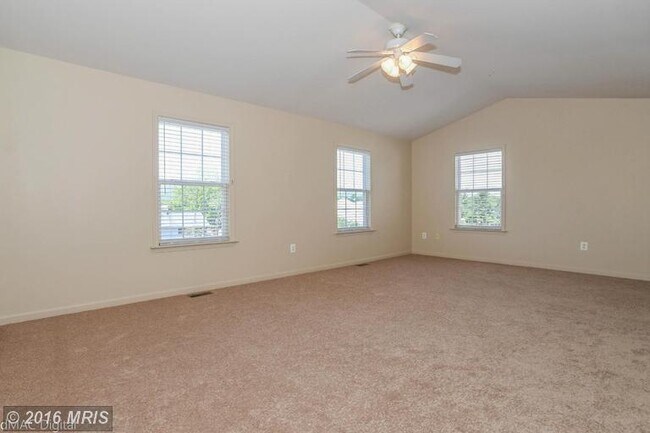 Building Photo - 2109 Bristol Dr