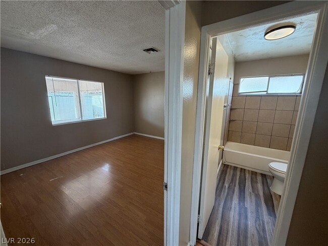 Building Photo - 1804 Kassabian Ave