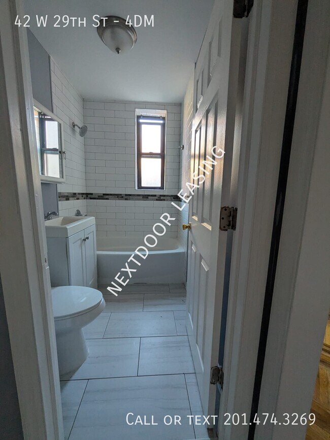 Building Photo - 42 W 29th St