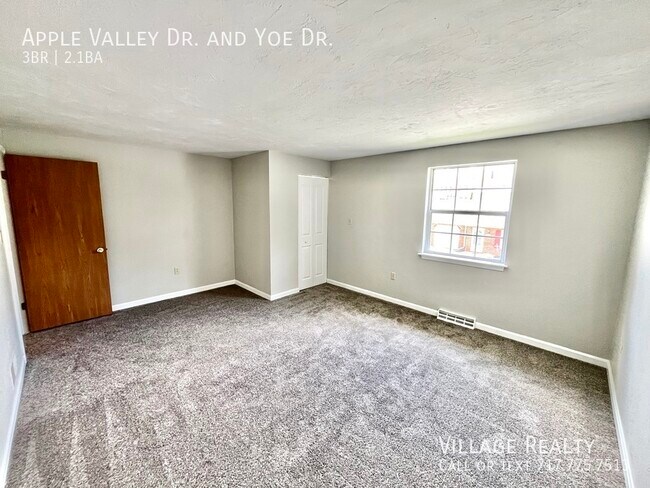 Building Photo - 914 Apple Valley Dr