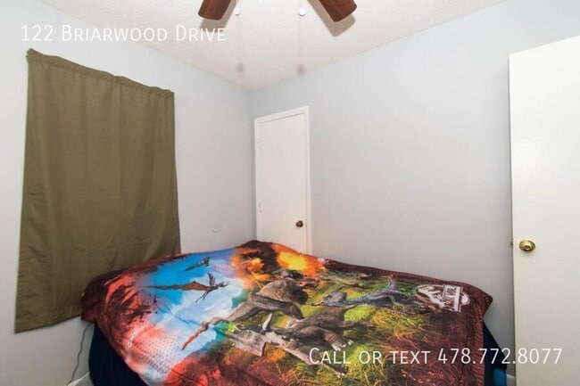 Building Photo - 122 Briarwood Dr