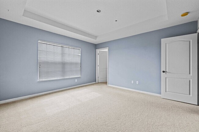 Building Photo - 1944 SE High Springs Dr