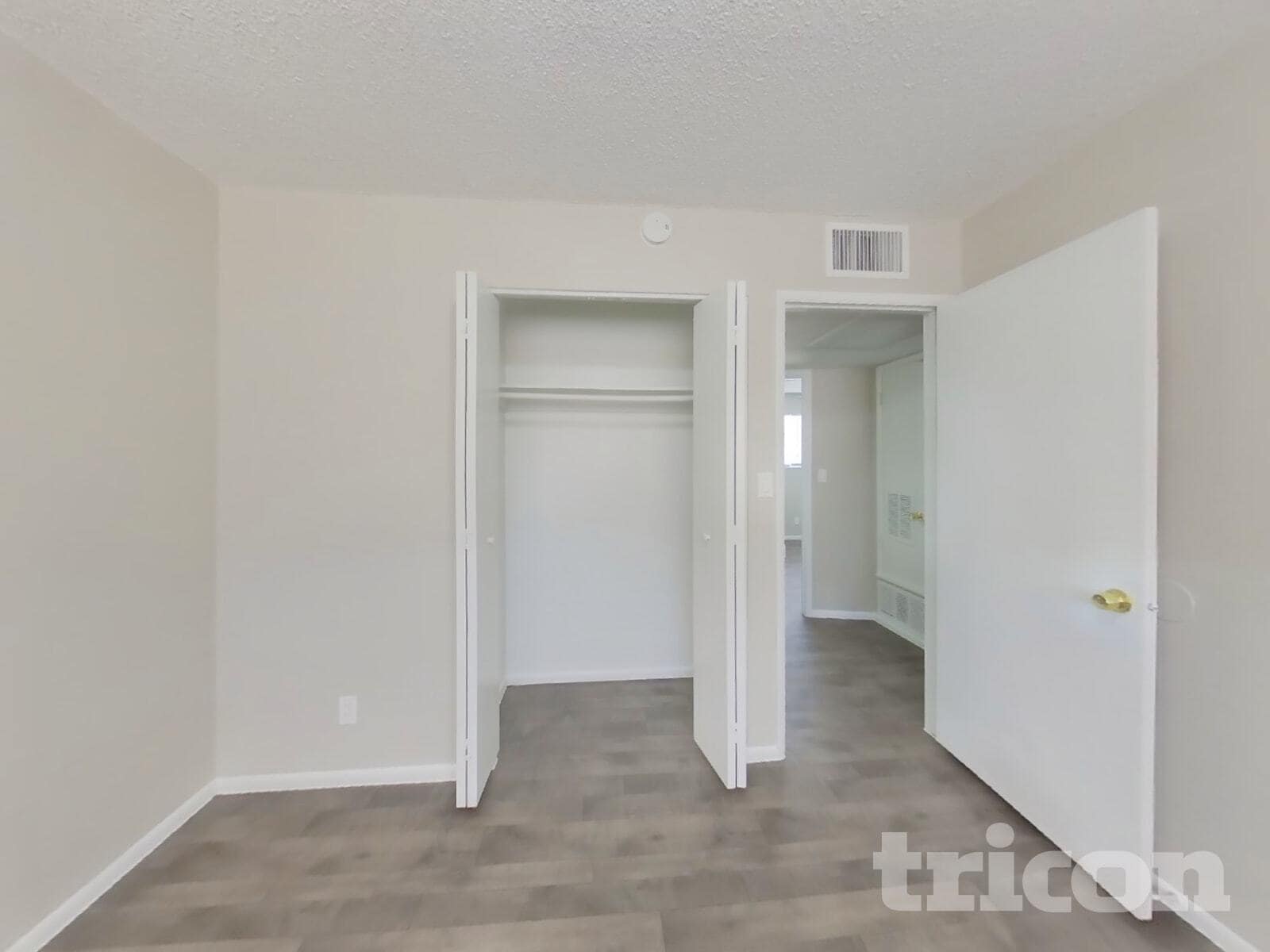 Building Photo - 1626 W Pepper Pl