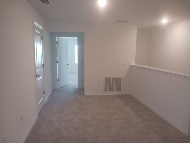 Building Photo - 8607 Tropical Aire Ln