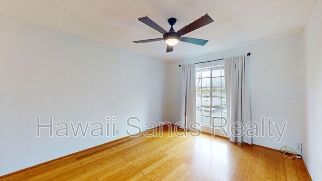 Building Photo - 46-1065-1065 Emepela Wy
