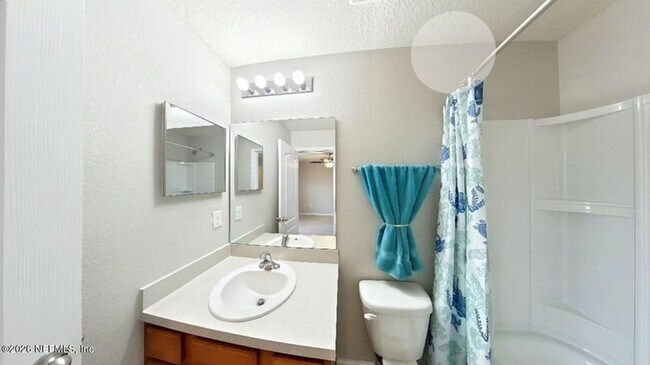 Building Photo - 687 Servia Dr