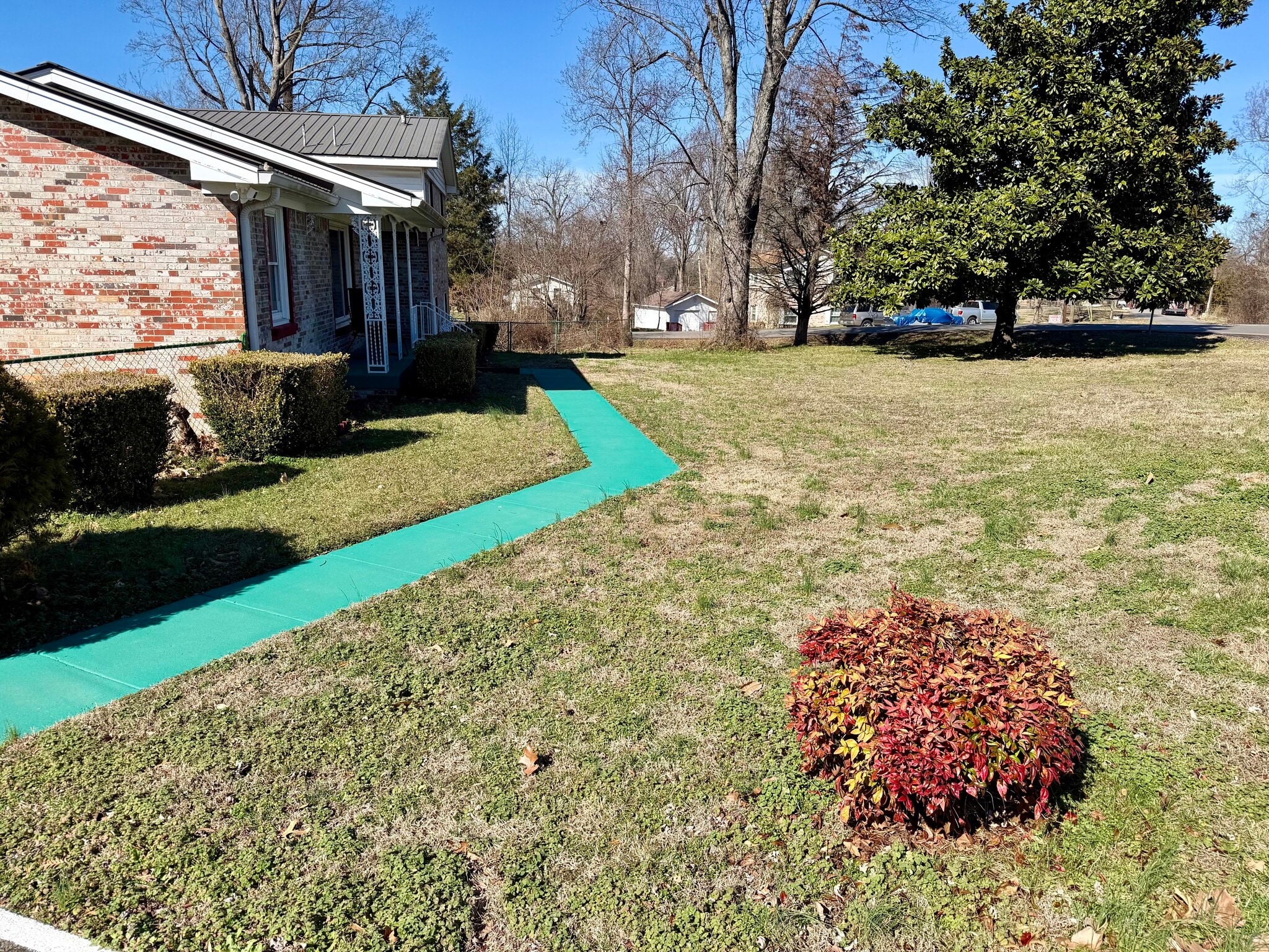 Building Photo - 401 Old Hopkinsville Hwy