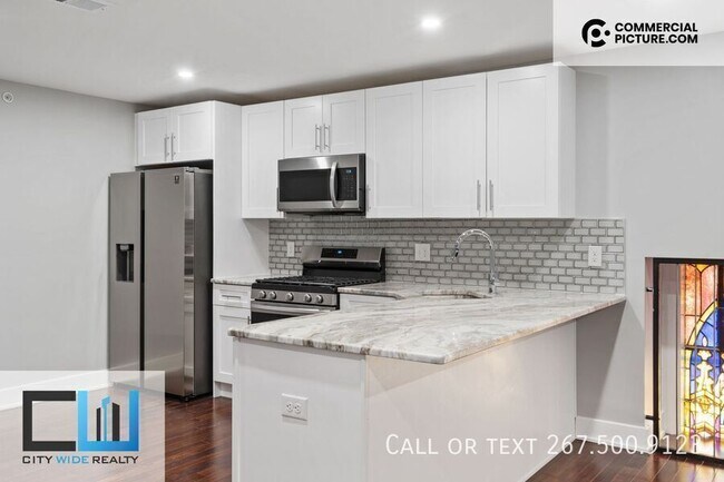 Building Photo - 929 Marlborough St