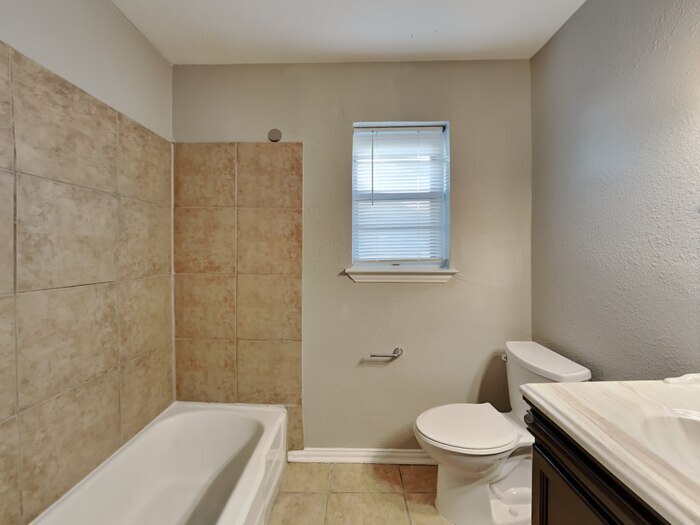 Building Photo - 5753 Wimbleton Way