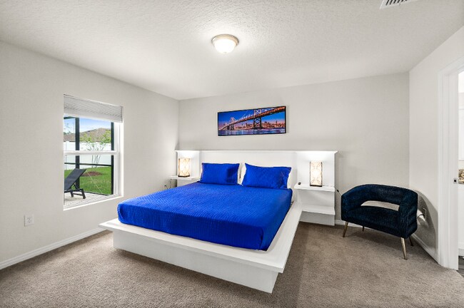 Building Photo - 10 Lladd Ct