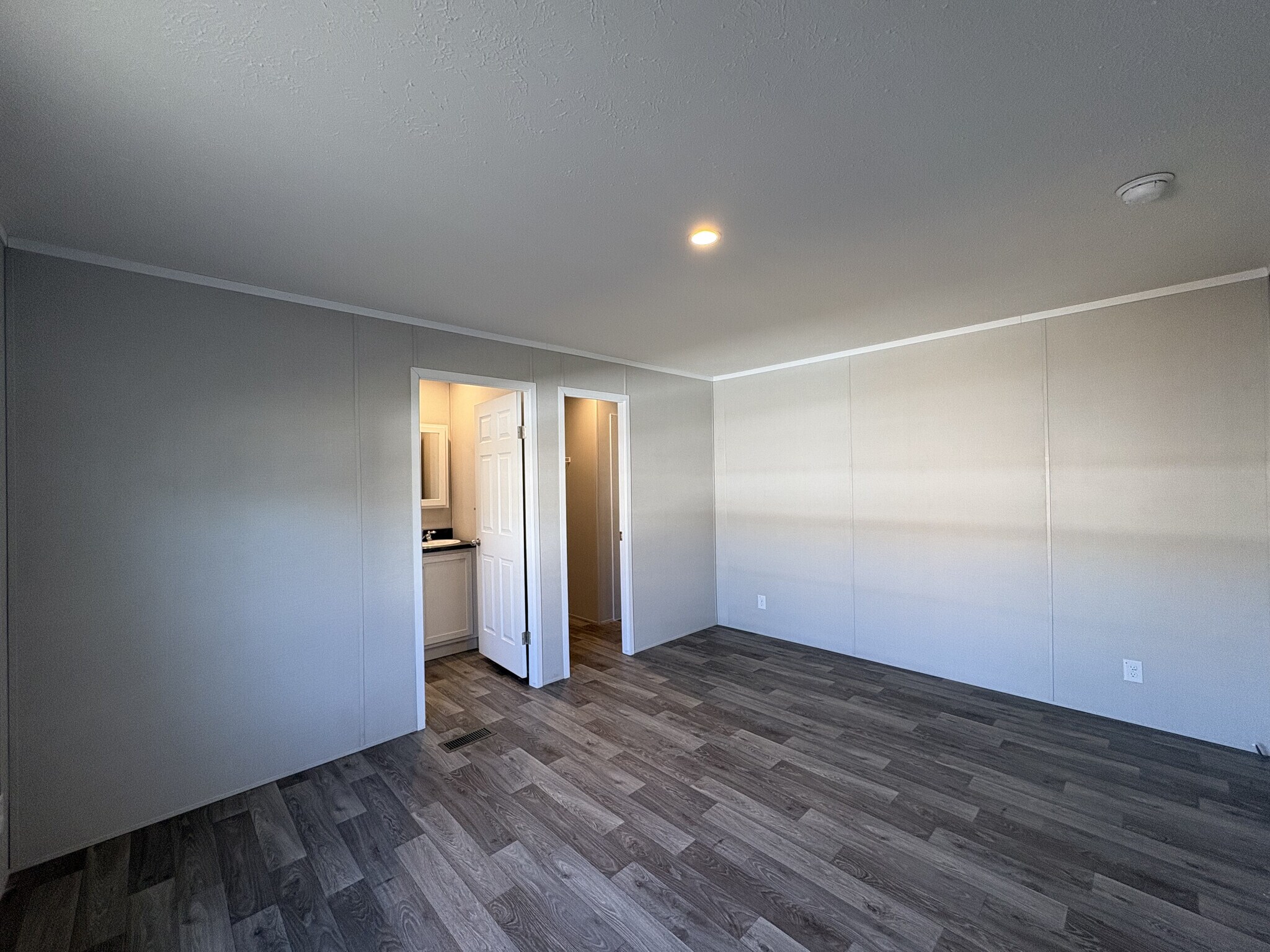 Building Photo - 342 Basket Branch