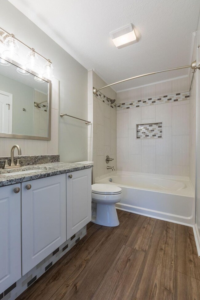 Building Photo - 8081 Crane's Crossing Dr