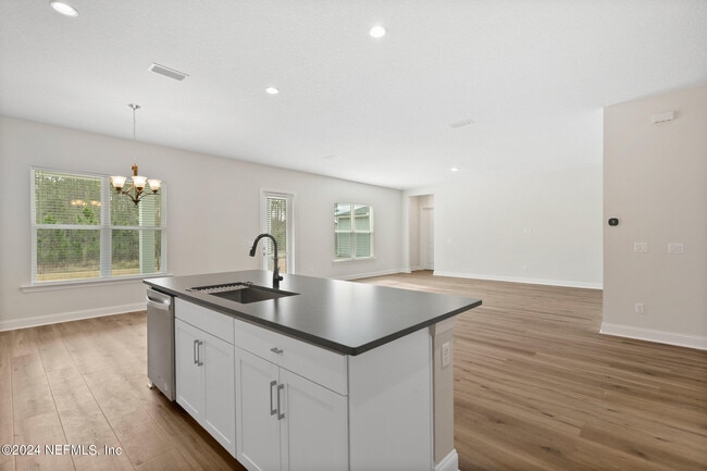 Building Photo - 120 Elm Br Rd