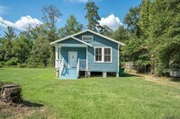 Building Photo - 30180 Smith Dr