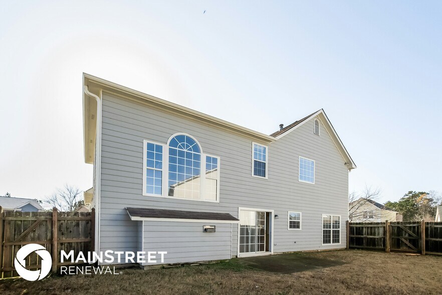 Building Photo - 2022 Santenay Dr S W