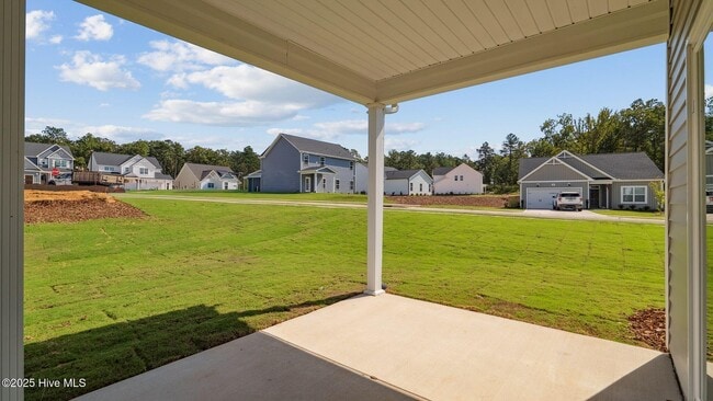 Building Photo - 500 Grassy Gap Trl