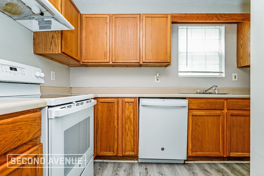 Building Photo - 9307 Linkside Ter