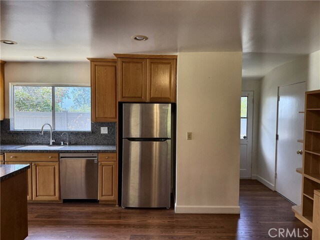 Building Photo - 28845 Briarhurst Dr