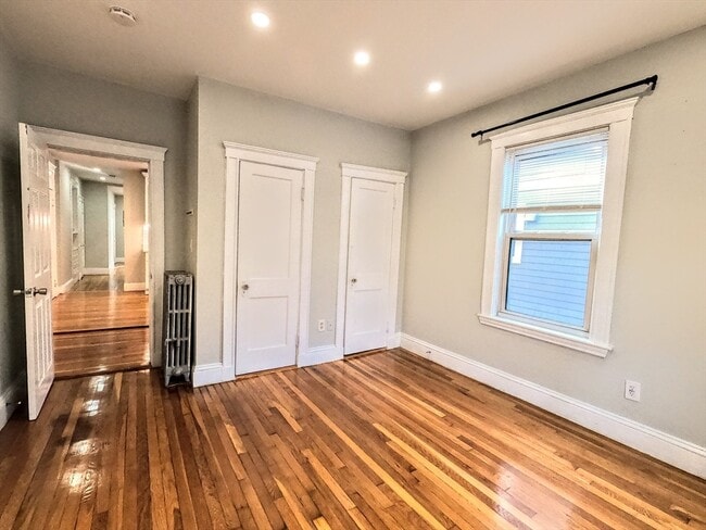 Building Photo - 3957 Washington St