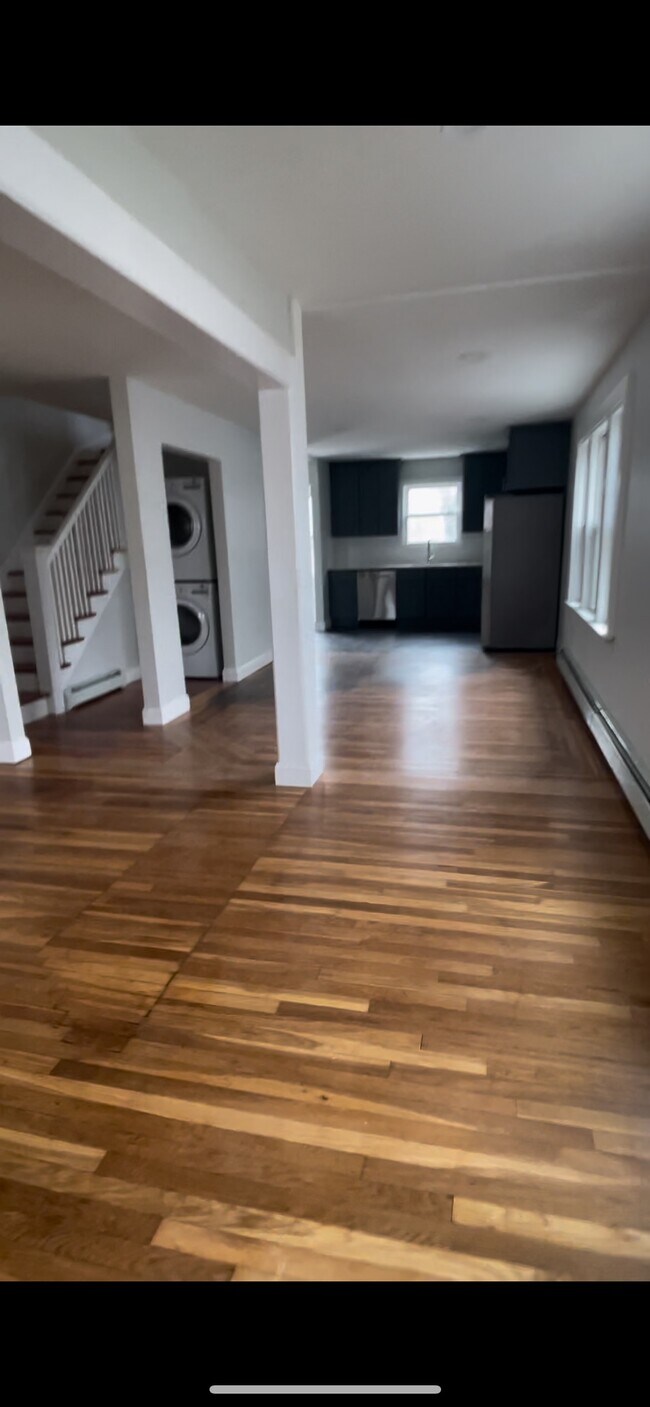 Building Photo - 316/318 Eaton St