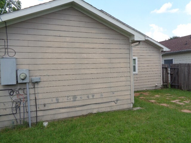 Building Photo - 10223 Checkerberry Park Ln