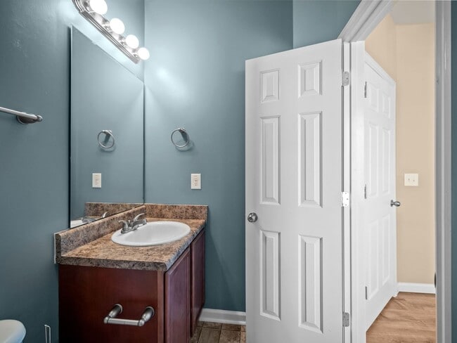 Building Photo - Welcome to Carolina Forest!