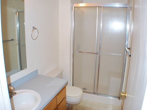 Building Photo - Powder Village B6