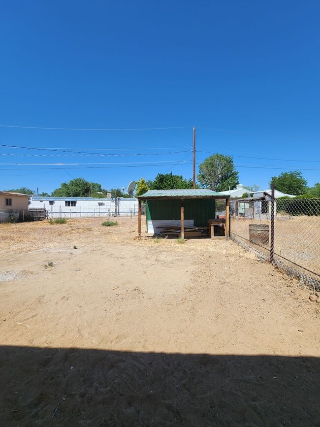 Building Photo - 3 Bedroom Home in Farmington NM 87402