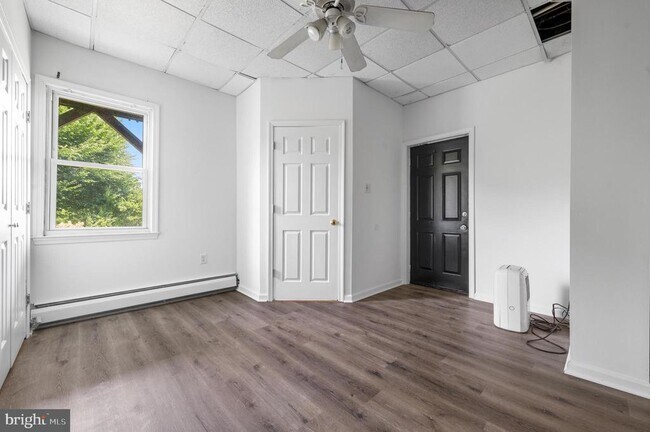 Building Photo - 153 Jones St