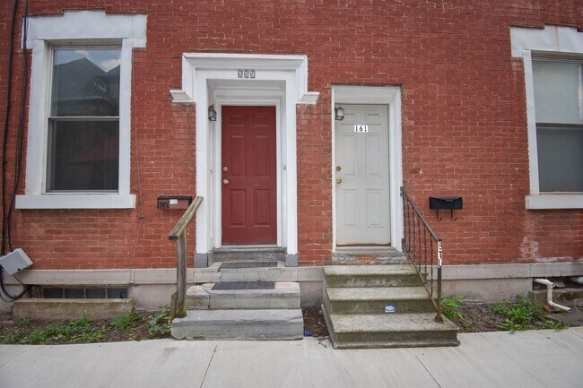 Building Photo - RTSA301