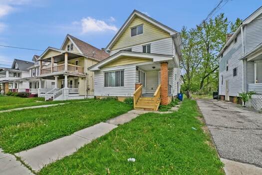 Building Photo - 13317 Caine Ave