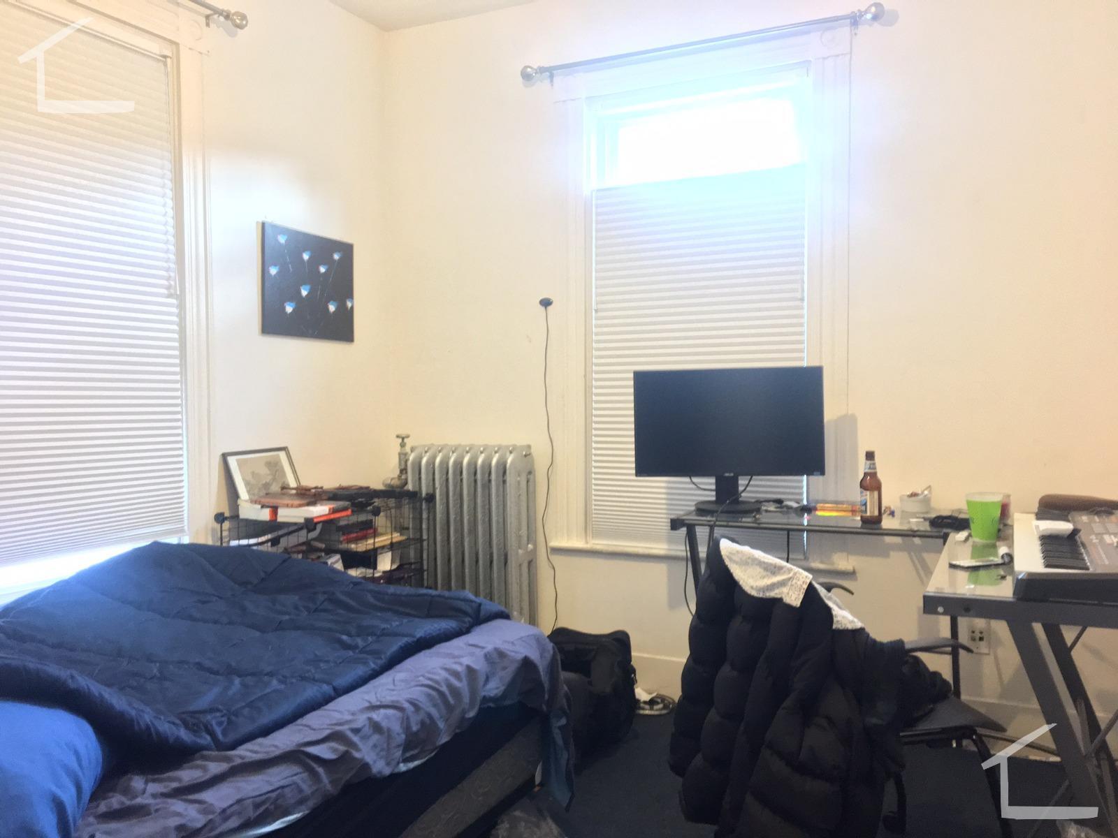 Building Photo - 70 Chester St