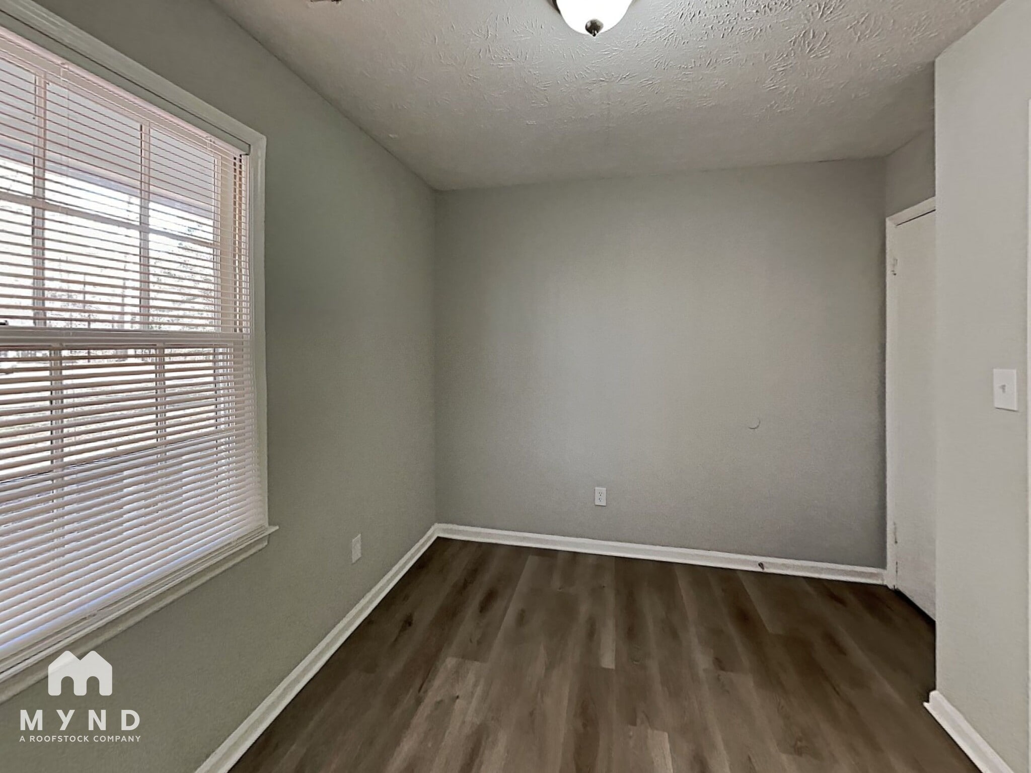 Building Photo - 119 Vincent Ave