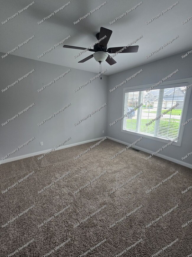 Building Photo - 9763 Garden Way