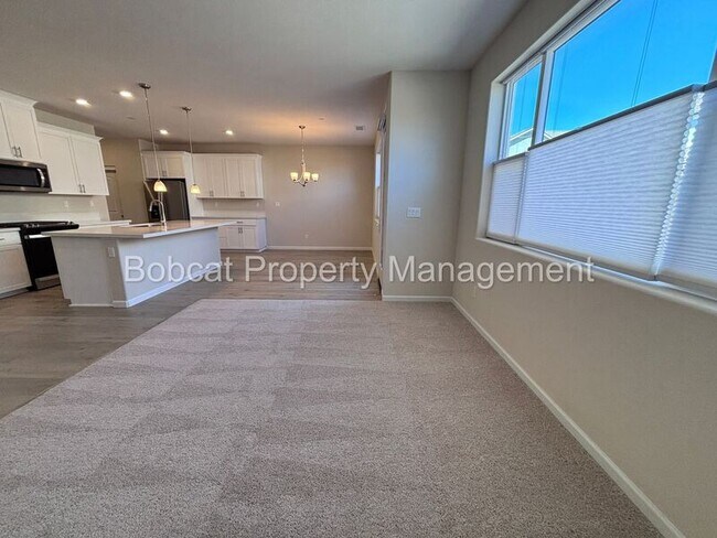 Building Photo - 852 Furlong Dr