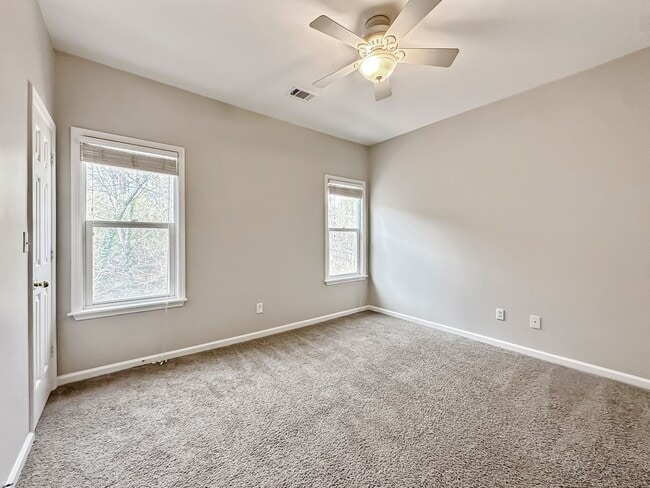 Building Photo - Beautiful 4BR 2BA Home with Garage Parking in Alpharetta