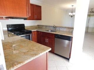 Building Photo - 15 Kulanihakoi St