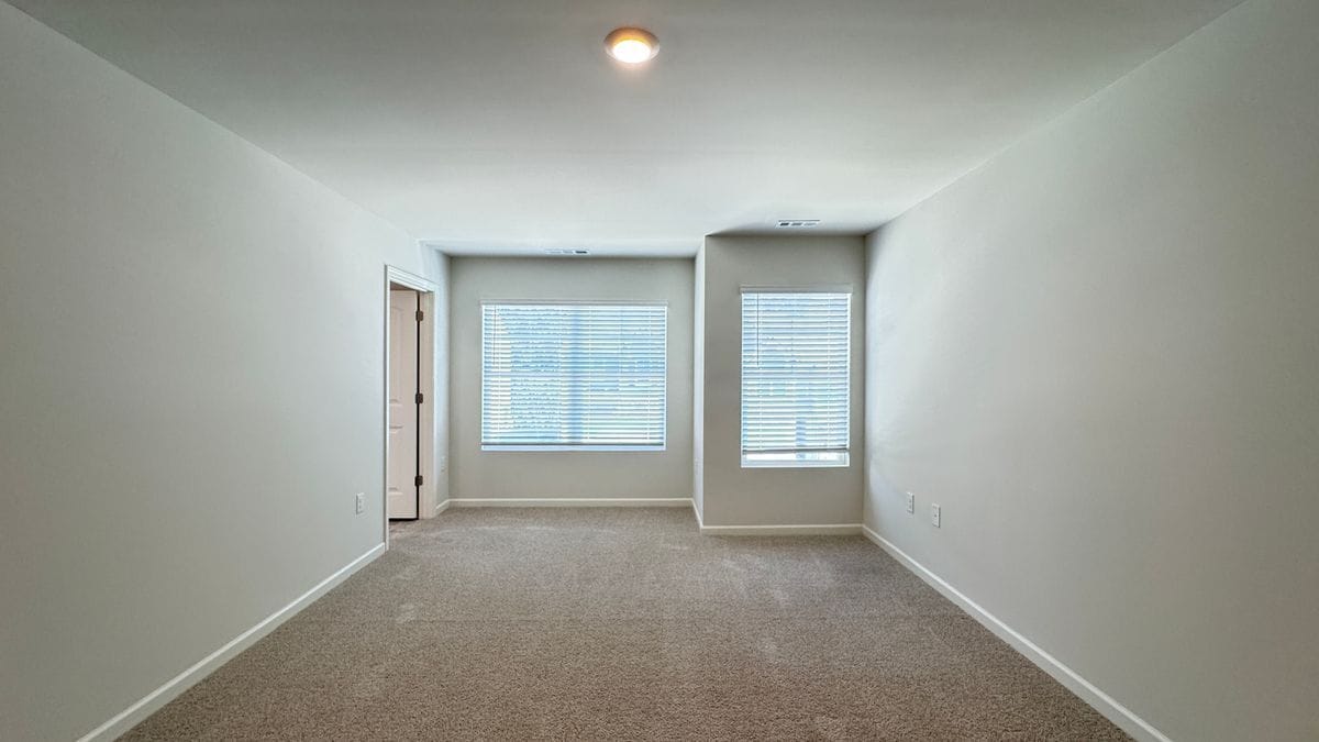 Building Photo - 488 Stoneybrook Dr