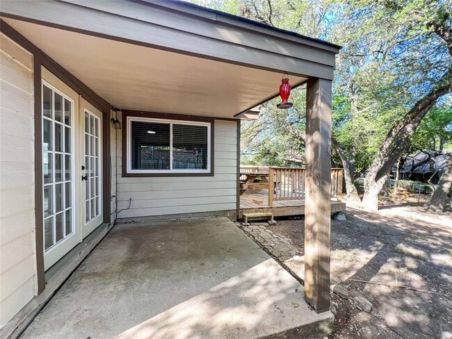 Building Photo - 12004 Thompkins Dr