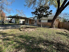 Building Photo - 9834 Denning Dr