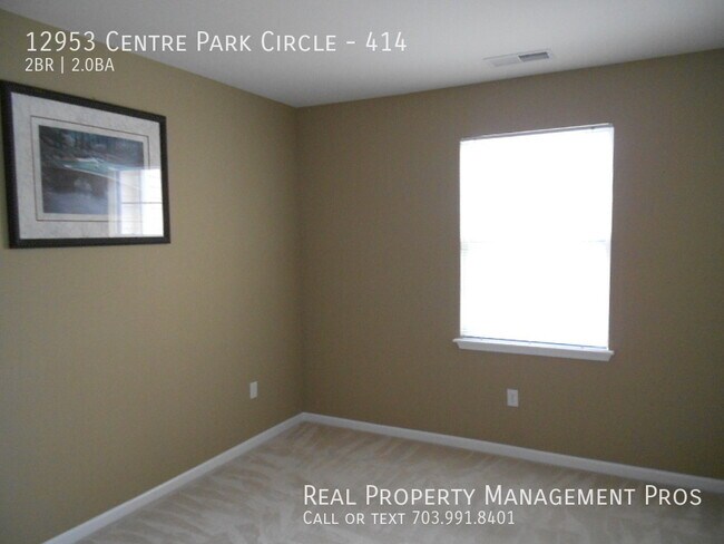 Building Photo - 12953 Centre Park Cir