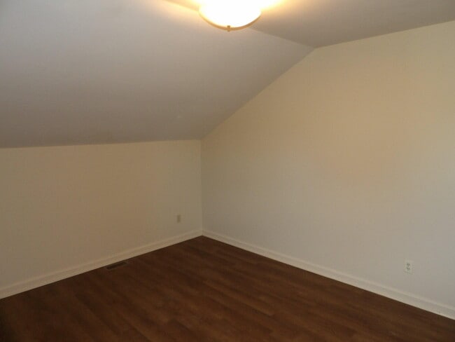 Building Photo - 107 Shannon Ln